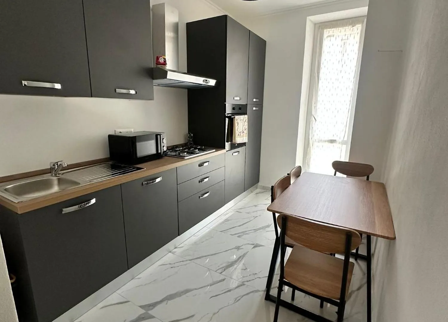Casa Vacanze Sweethome La Spezia Holiday home
